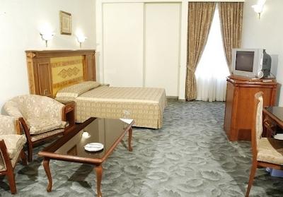 هتل پارسیان مشهد