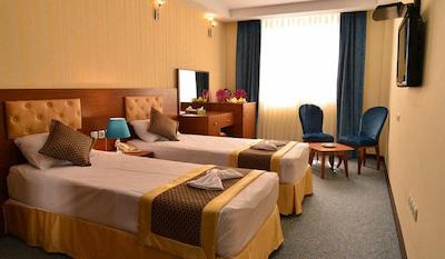 هتل دانشور مشهد