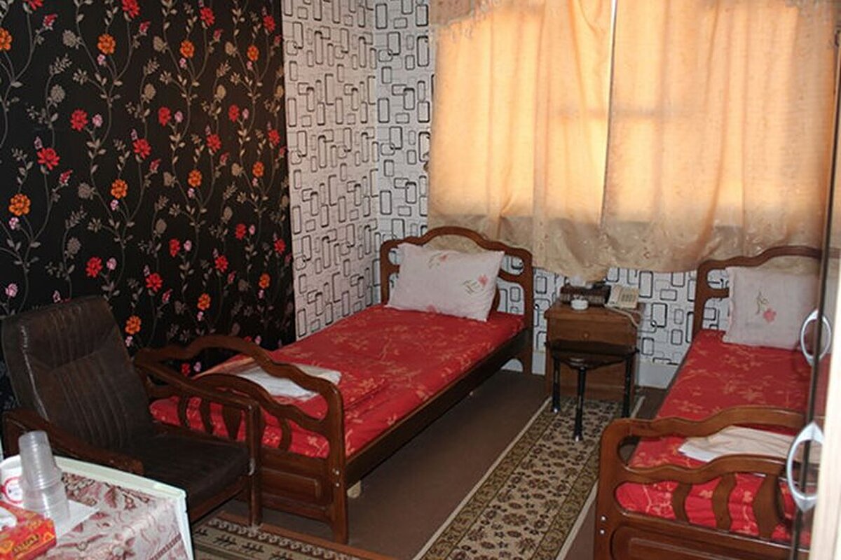 هتل دوستی سرخس