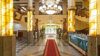 هتل شیراز مشهد