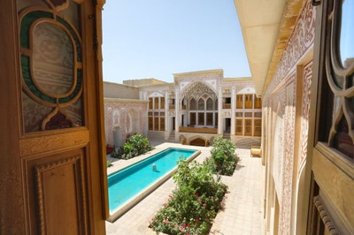اقامتگاه سنتی مهینستان راهب کاشان