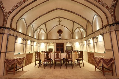اقامتگاه سنتی مهینستان راهب کاشان