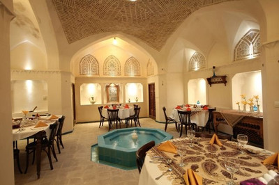 اقامتگاه سنتی مهینستان راهب کاشان