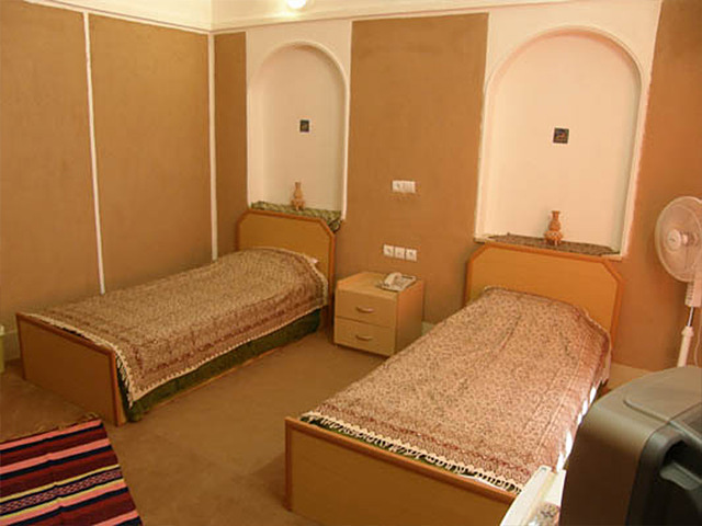 هتل کویر بالی خور