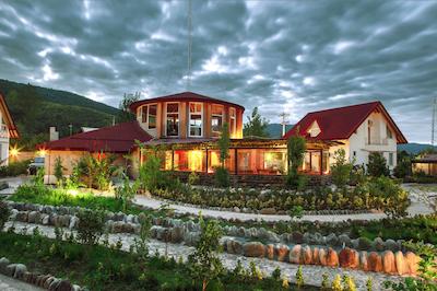 هتل دهکده توریستی ملل شاندرمن ماسال