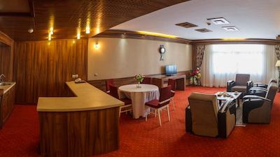 هتل خورشید تابان مشهد