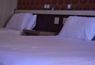 هتل رویان قائم کیش