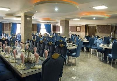 هتل بزرگ بام بروجن