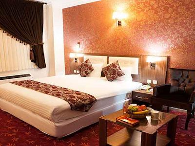 هتل بزرگ بام بروجن