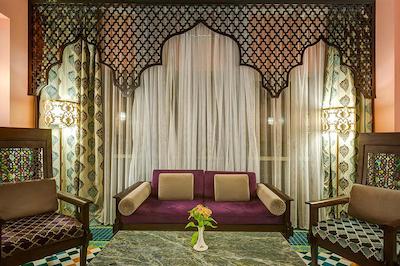 هتل نگین پاسارگاد مشهد