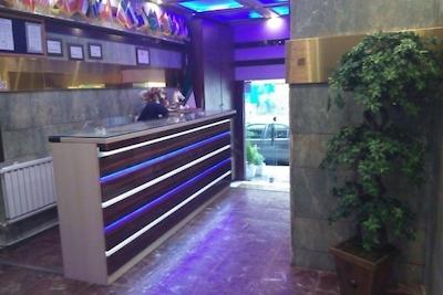 هتل آراد تهران