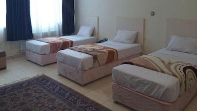 هتل آراد تهران