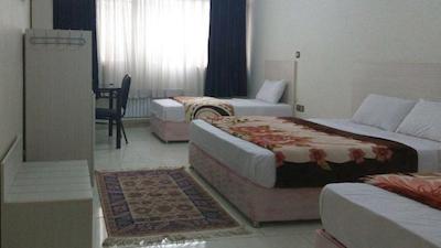 هتل آراد تهران