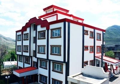 هتل آنزا کلیبر