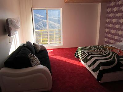 هتل آنزا کلیبر