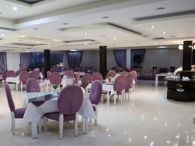 هتل پارلا آستارا