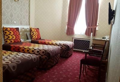 هتل آزادی تهران