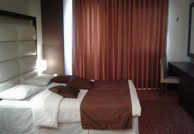 هتل فردوسی تهران