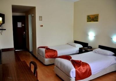 هتل نادری نو تهران