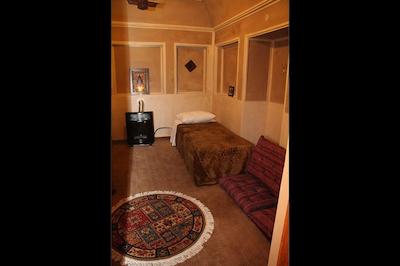 هتل ایوان کرمان