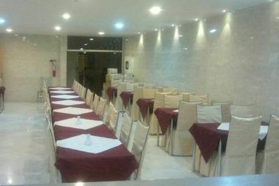 هتل عارفه مشهد