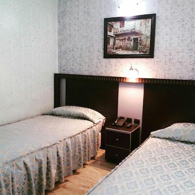 هتل سعدی تهران