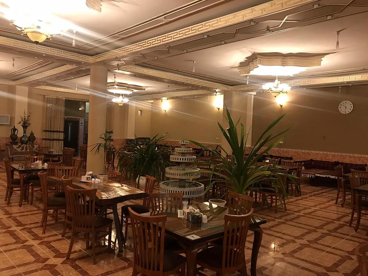 هتل ایران زمین دورود