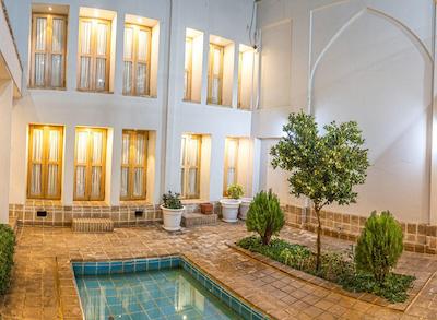 هتل قائلی اصفهان