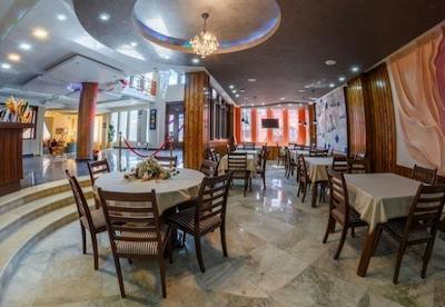 هتل مدائن بندر انزلی