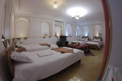 هتل ایروانی اصفهان