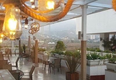 هتل وستا تنکابن