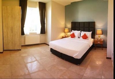 هتل وستا تنکابن