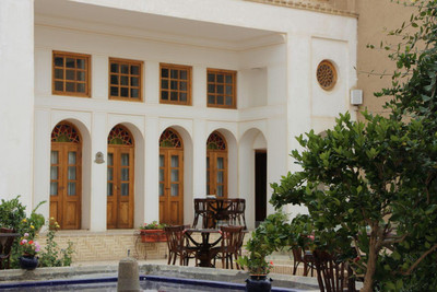 اقامتگاه سنتی کریاس