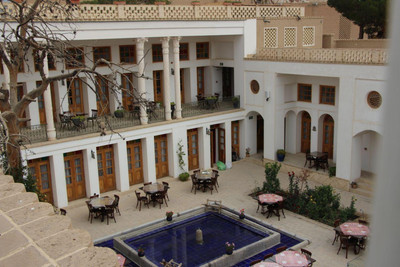 اقامتگاه سنتی کریاس