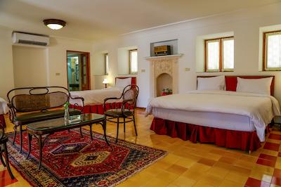 هتل کریاس اصفهان