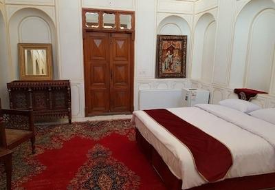 هتل خان نشین اصفهان