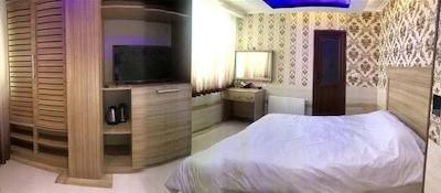 هتل یورد شیراز