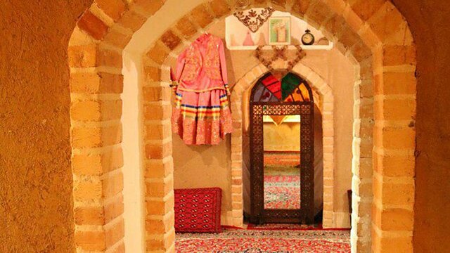 اقامتگاه بومگردی عمو مشهدی رضا ورامین