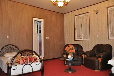 هتل کیان اقلید