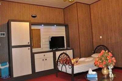 هتل کیان اقلید