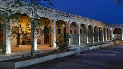 هتل خانه دوست قشم