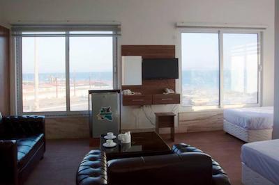 هتل مدرسه غواصی قشم