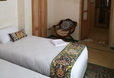 هتل کاشانه روشن اصفهان