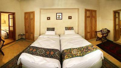 هتل کاشانه روشن اصفهان