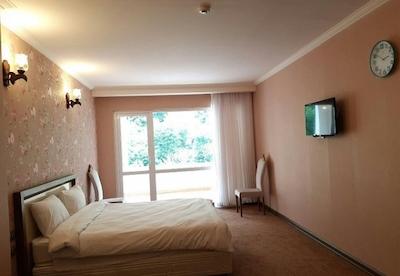 هتل شهرزاد لاهیجان