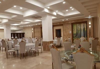 هتل شهرزاد لاهیجان