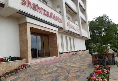 هتل شهرزاد لاهیجان
