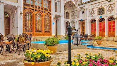 سنتی سهروردی اصفهان