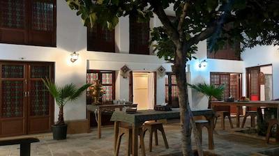 سنتی طاها اصفهان