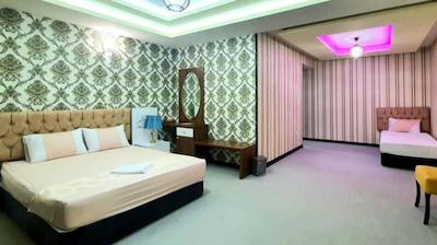 آسمان شهر ساری